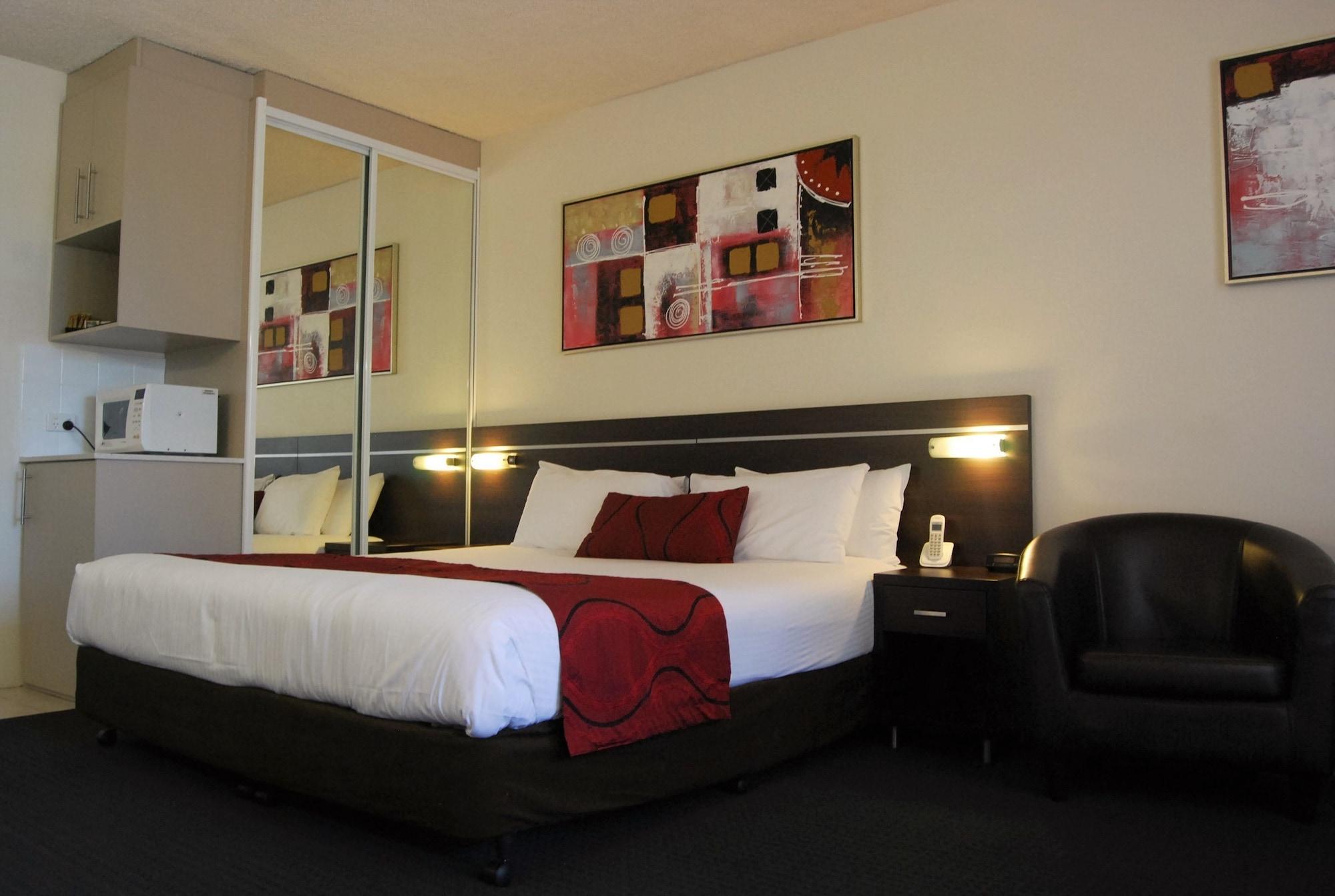 Golden West Motor Inn Даббо Экстерьер фото