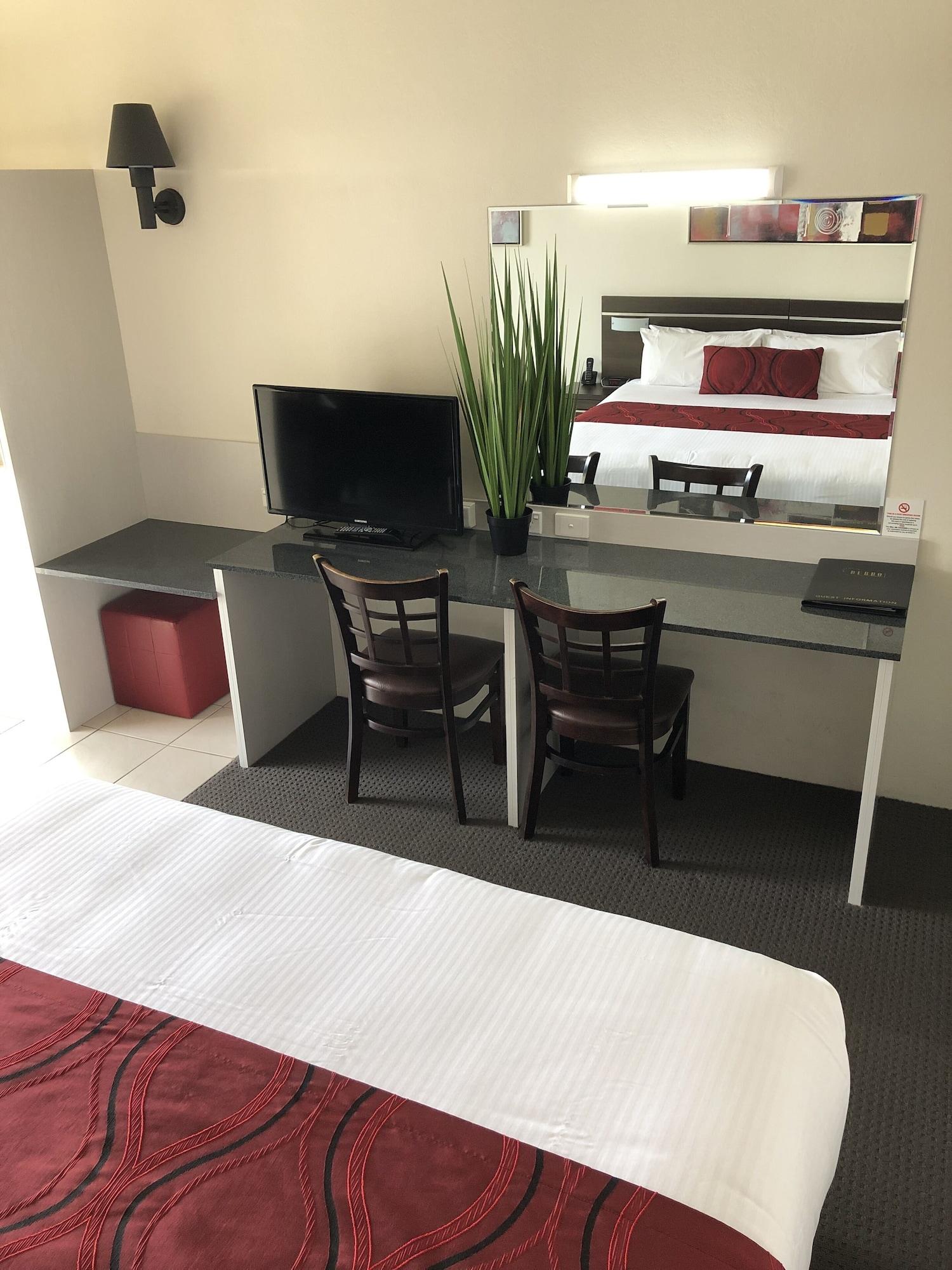 Golden West Motor Inn Даббо Экстерьер фото